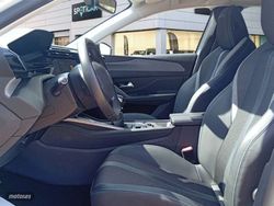 Peugeot 308 5P PureTech 130 S&S MAN Allure - Miniatura 11