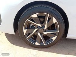 Peugeot 308 5P PureTech 130 S&S MAN Allure - Miniatura 13
