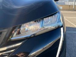 Peugeot 308 5P PureTech 130 S&S MAN Allure - Miniatura 16