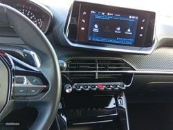 Peugeot 2008 BlueHDI 130 S&S EAT8 Allure - Miniatura 18