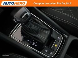Skoda Karoq 1.5 TSI ACT SportLine - Miniatura 29