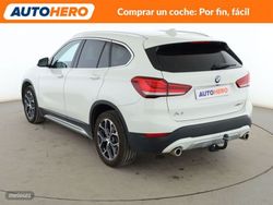 BMW X1 sDrive 18d - Miniatura 4