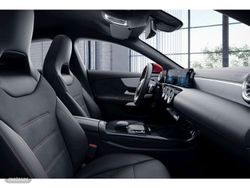 Mercedes Clase A 200 d amg line - Miniatura 10