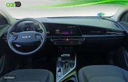 Kia Niro 1.6 GDi HEV 95kW (129CV) Drive - Miniatura 10