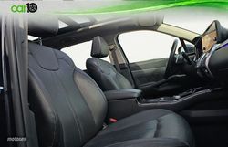 Kia Sorento 1.6 T-GDi HEV Plus Edition 4x2 7pl - Miniatura 16