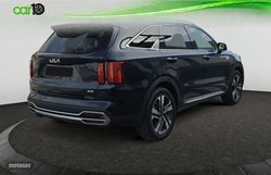 Kia Sorento 1.6 T-GDi HEV Plus Edition 4x2 7pl - Miniatura 6