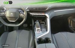 Peugeot 3008 Hybrid 225 e-EAT8 Allure Pack - Miniatura 9