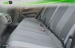 Peugeot 3008 1.5 BlueHDi 96kW Active Pack EAT8 - Miniatura 11