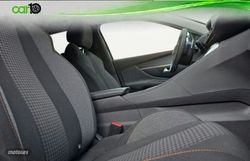 Peugeot 3008 1.5 BlueHDi 96kW Active Pack EAT8 - Miniatura 13