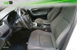 Toyota RAV 4 2.5l PLUG-IN 300PH (e-CVT) Advance - Miniatura 10
