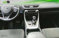Toyota RAV 4 2.5l PLUG-IN 300PH (e-CVT) Advance - Miniatura 11