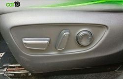 Toyota RAV 4 2.5l PLUG-IN 300PH (e-CVT) Advance - Miniatura 21