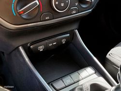 Hyundai i20 1.0 TGDI Klass 48V 100 - Miniatura 16