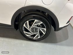 Hyundai Bayon 1.0 TGDI 48V Maxx - Miniatura 12
