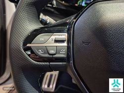 Peugeot 308 5P Hybrid 136 e-DCS6 GT - Miniatura 17