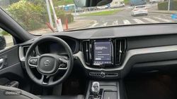 Volvo XC 60 2.0 B4 D PLUS DARK AUTO 4WD 5P - Miniatura 5