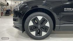 Volvo EX30 EX30 PLUS P5 LONG RANGE ELECTRIC - Miniatura 9