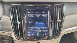 Volvo S 90 2.0 D5 MOMENTUM 4WD AUTO 4P - Miniatura 15