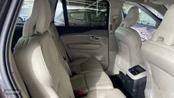 Volvo XC 90 todoterreno 2.0 T8 PHEV PLUS DARK RECHARGE AWD AUTO 455 5P 7 Plazas - Miniatura 20