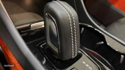 Volvo XC40 1.5 T3 R-DESIGN AUTO 5P - Miniatura 16