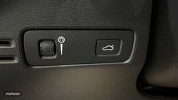 Volvo XC40 1.5 T3 R-DESIGN AUTO 5P - Miniatura 23