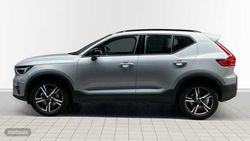 Volvo XC40 2.0 B3 PLUS DARK AUTO 163 CV - Miniatura 4