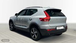 Volvo XC40 2.0 B3 PLUS DARK AUTO 163 CV - Miniatura 5
