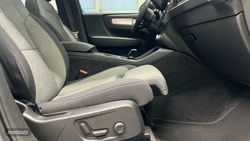 Volvo XC40 2.0 B3 PLUS DARK AUTO 163 CV - Miniatura 7