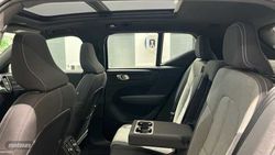 Volvo XC40 2.0 B3 PLUS DARK AUTO 163 CV - Miniatura 9