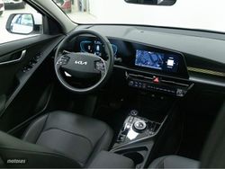 Kia Niro 1.6 GDi HEV 104kW (141CV) Drive - Miniatura 18