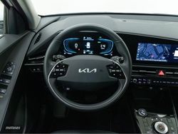 Kia Niro 1.6 GDi HEV 104kW (141CV) Drive - Miniatura 16