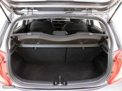 Kia Picanto 1.0 DPi 49kW (67CV) Concept - Miniatura 23