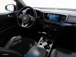 Kia Sportage 1.6 MHEV GT Line Essential 136CV DCT 4X2 - Miniatura 13