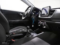 Kia Stonic 1.2 DPi 62kW (84CV) Concept - Miniatura 6