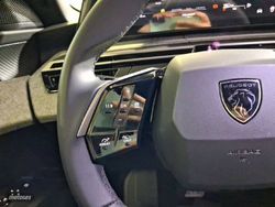 Peugeot 3008 1.2 107KW eDCS6 Allure Exclusive - Miniatura 16