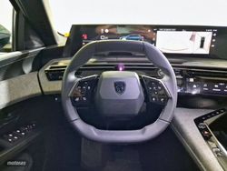 Peugeot 3008 1.2 107KW eDCS6 Allure Exclusive - Miniatura 18