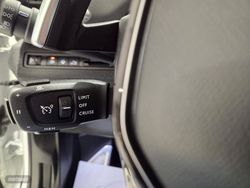 Peugeot 5008 5008 1.5 BLUE-HDI ROADTRIP EAT8 AUTOMATICO 7 PLAZAS - Miniatura 22