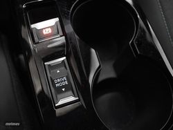 Peugeot 2008 1.2 100CV Allure - Miniatura 13