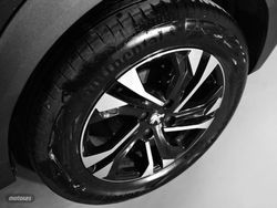 Peugeot 2008 1.2 100CV Allure - Miniatura 19
