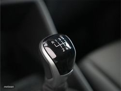 Volkswagen Caddy 2.0 TDI 102CV Origin - Miniatura 14