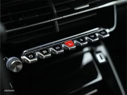 Peugeot 2008 1.2 100CV Allure Pack - Miniatura 12