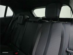 Peugeot 2008 1.2 100CV Allure Pack - Miniatura 17