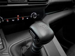 Peugeot Rifter 1.5 BlueHDI 100CV Allure 5+2 - Miniatura 15