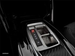 Peugeot 2008 1.2 145CV Allure Hybrid eDCS6 - Miniatura 19