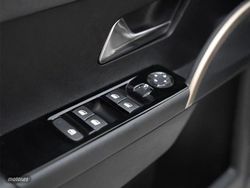 Lancia Ypsilon 1.2 Hybrid 100CV LX - Miniatura 17