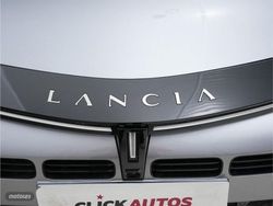 Lancia Ypsilon 1.2 Hybrid 100CV LX - Miniatura 24