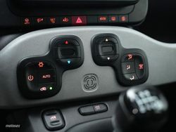 Fiat Panda 1.0 Hybrid 70CV Garmin - Miniatura 13