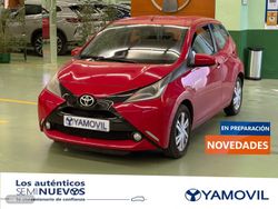 Toyota Aygo 1.0 70 x-play 51 kW (69 CV) - Miniatura 1