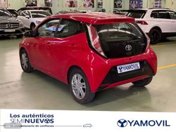 Toyota Aygo 1.0 70 x-play 51 kW (69 CV) - Miniatura 4