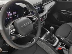 Skoda Fabia 1.0 MPI 80CV Essence - Miniatura 8
